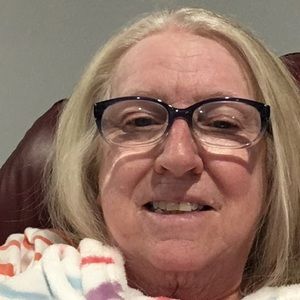 Meet your Posher, Elaine